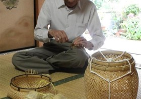 伝統の「茶袋」唯一の職人が「森の名手・名人」に / 奈良・山添村