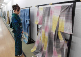 伝統＋新感覚の表現　京都市美術館別館で日本染織作家展